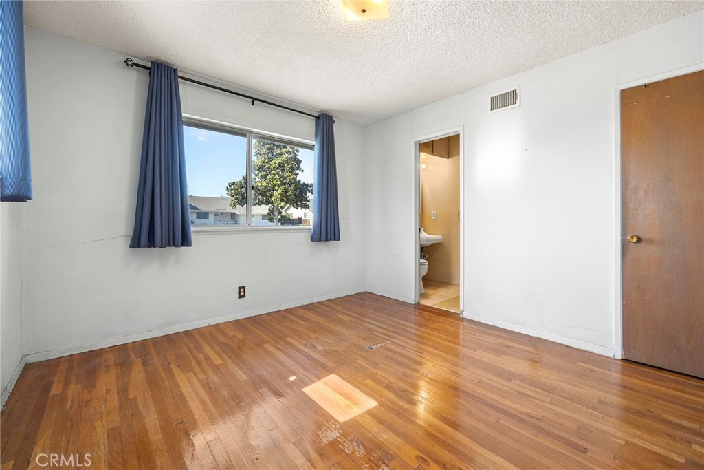 2810 Hemlock Place