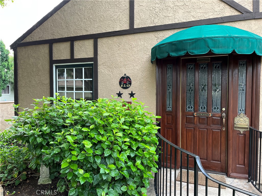 1953 E Chapman Avenue