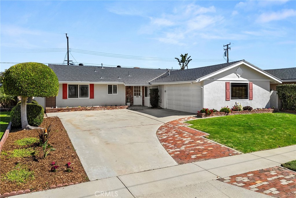 16305 Summershade Drive