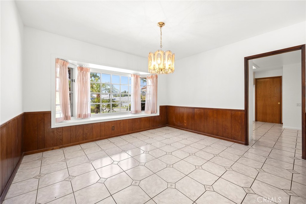 506 Lakeside Drive