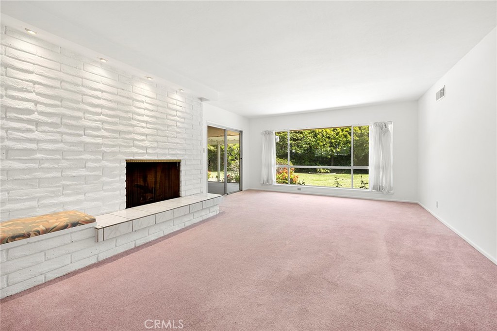 506 Lakeside Drive