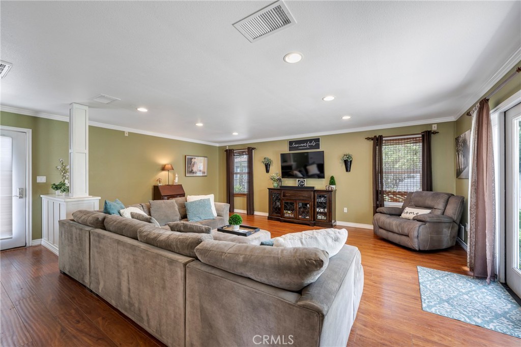 641 Wall Street