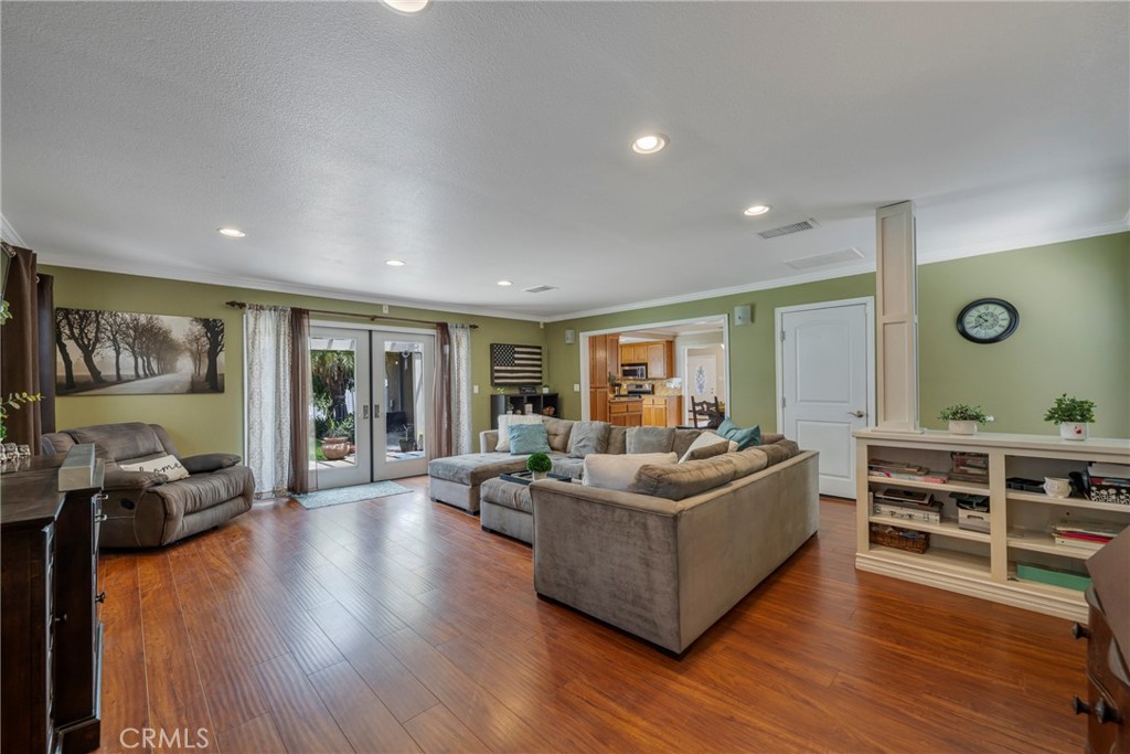 641 Wall Street