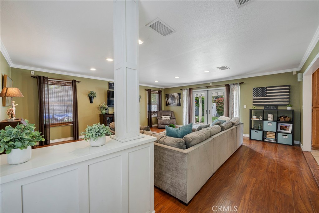 641 Wall Street