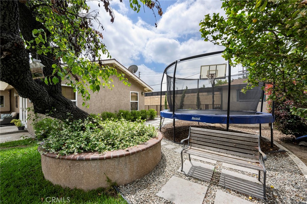 641 Wall Street