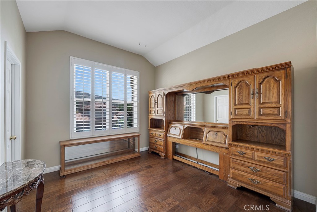 5585 Running Spring Way