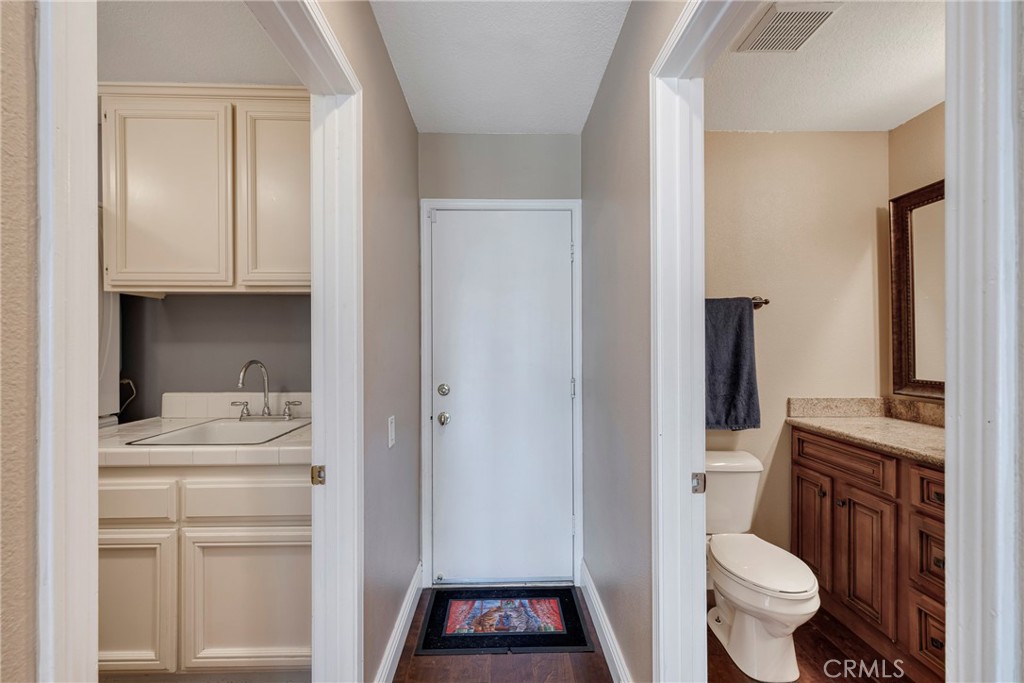 5585 Running Spring Way