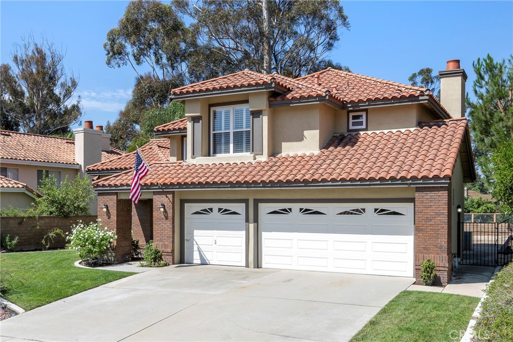 5585 Running Spring Way