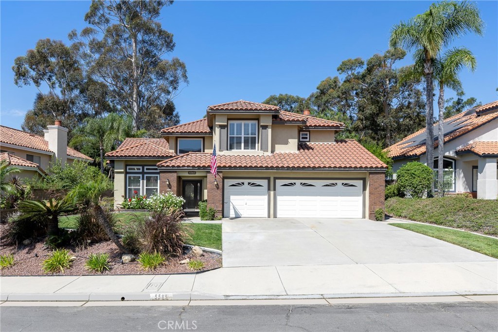 5585 Running Spring Way