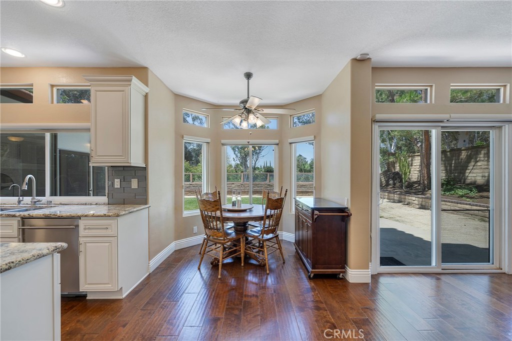 5585 Running Spring Way