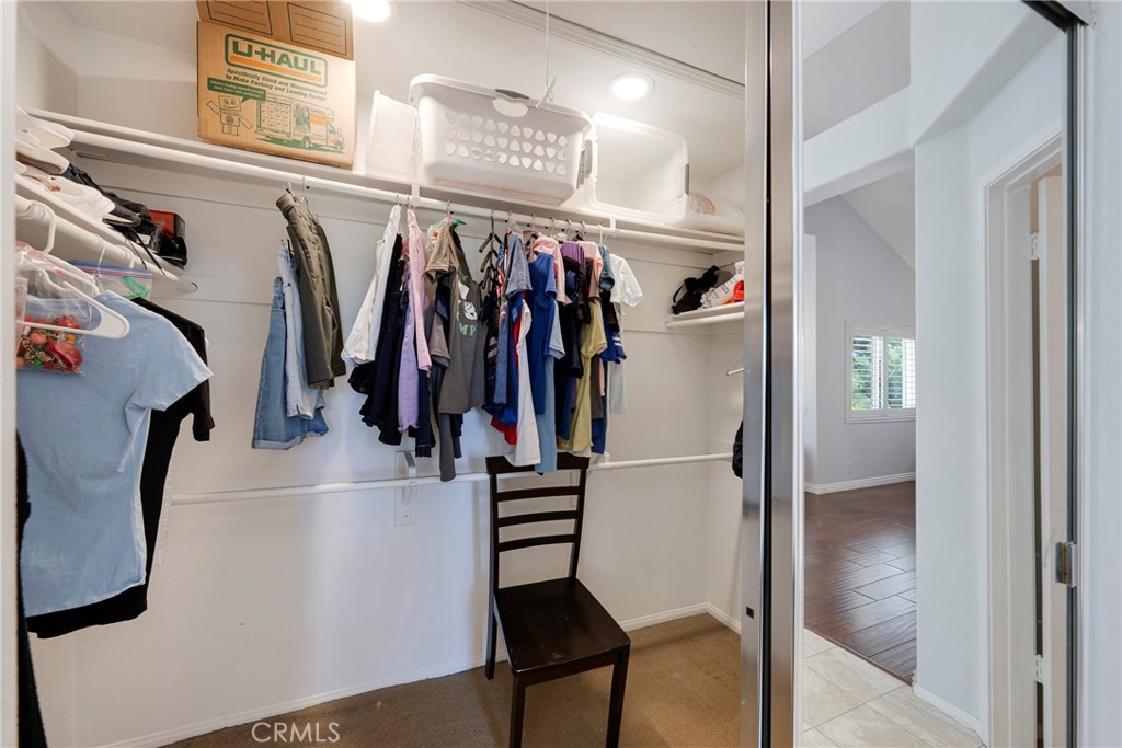 5585 Running Spring Way