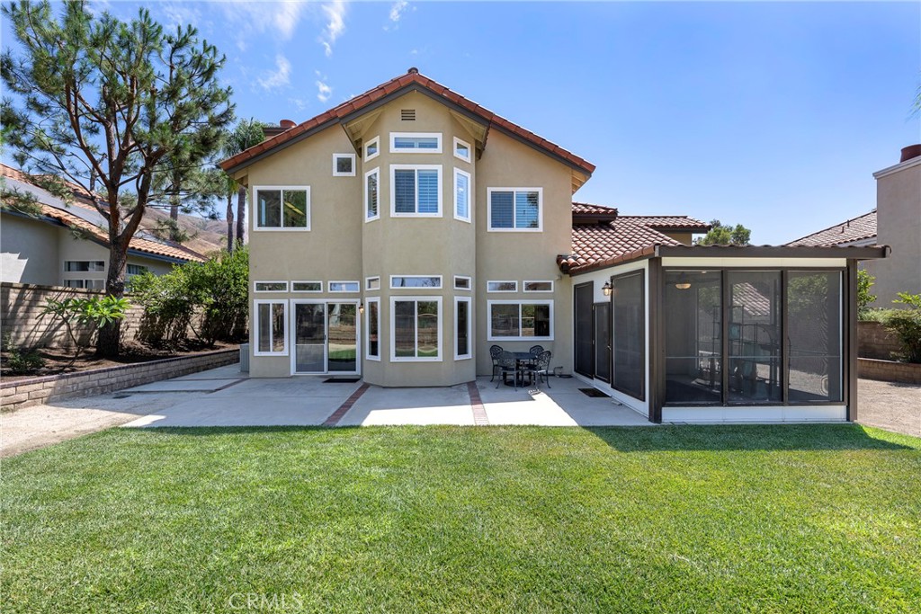 5585 Running Spring Way