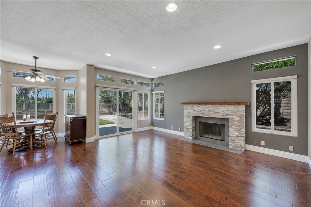 5585 Running Spring Way
