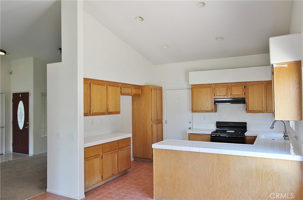 829 Canary Lane