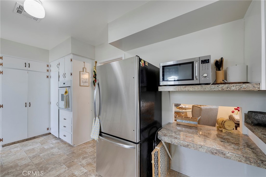 622 W Wilshire Avenue