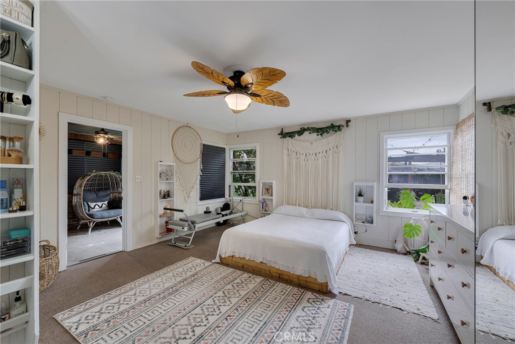 622 W Wilshire Avenue