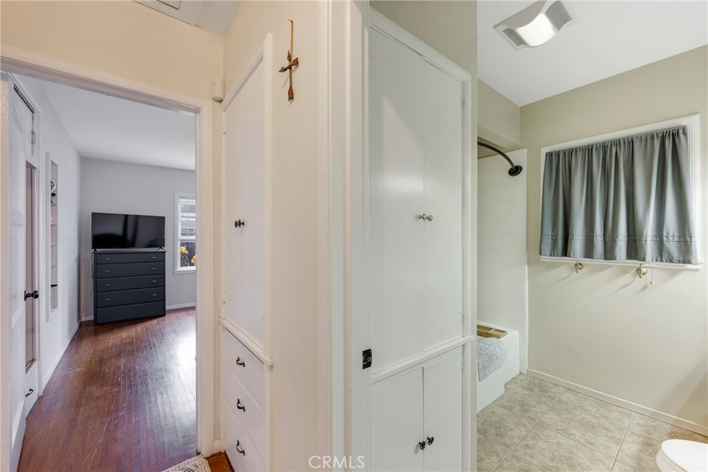 622 W Wilshire Avenue