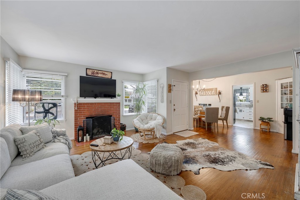 622 W Wilshire Avenue