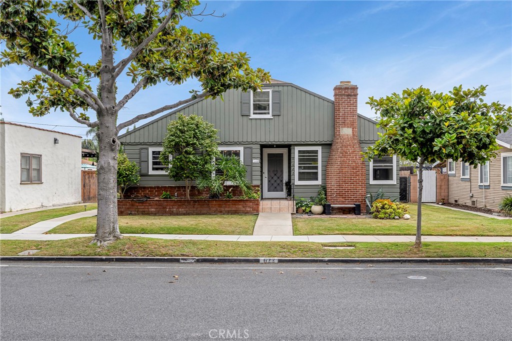 622 W Wilshire Avenue