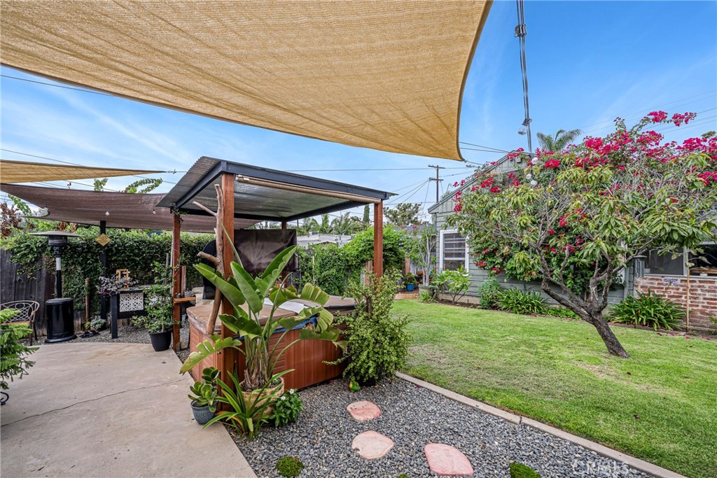 622 W Wilshire Avenue