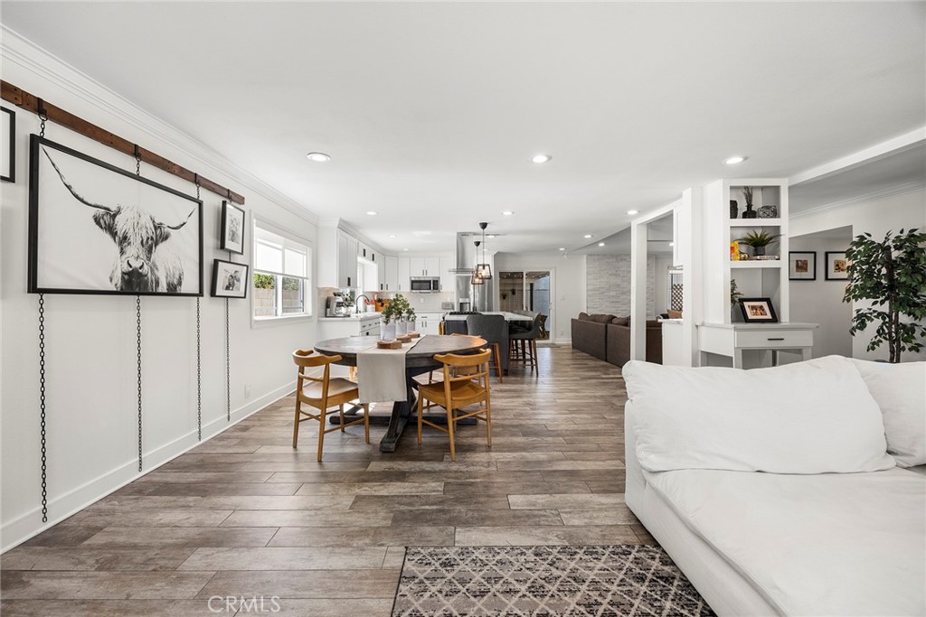 932 W Joyce Drive