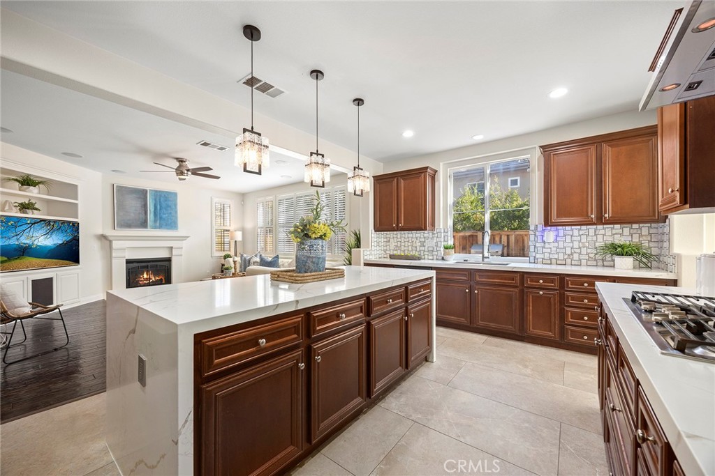 1340 W Sunflower