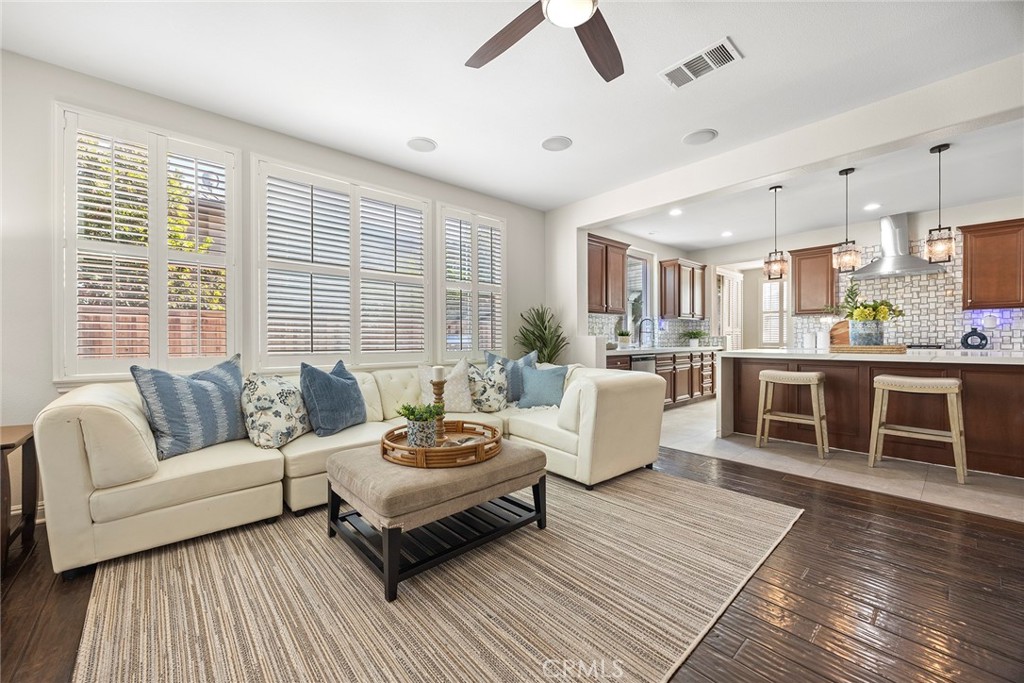 1340 W Sunflower
