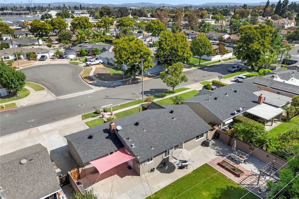 3316 W Stonybrook Drive