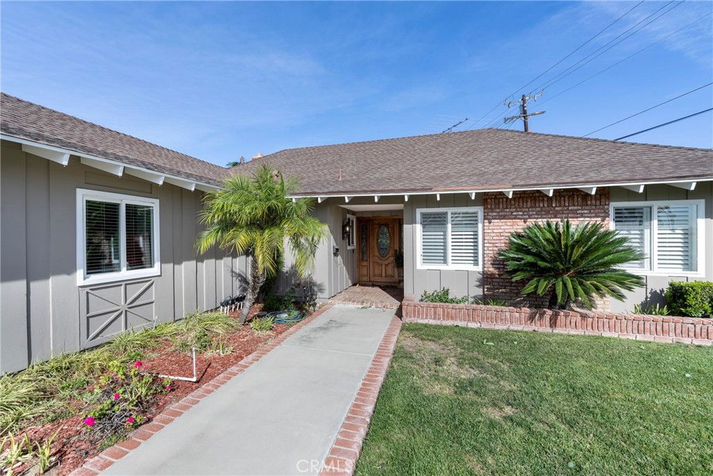 1845 E Sunview Drive