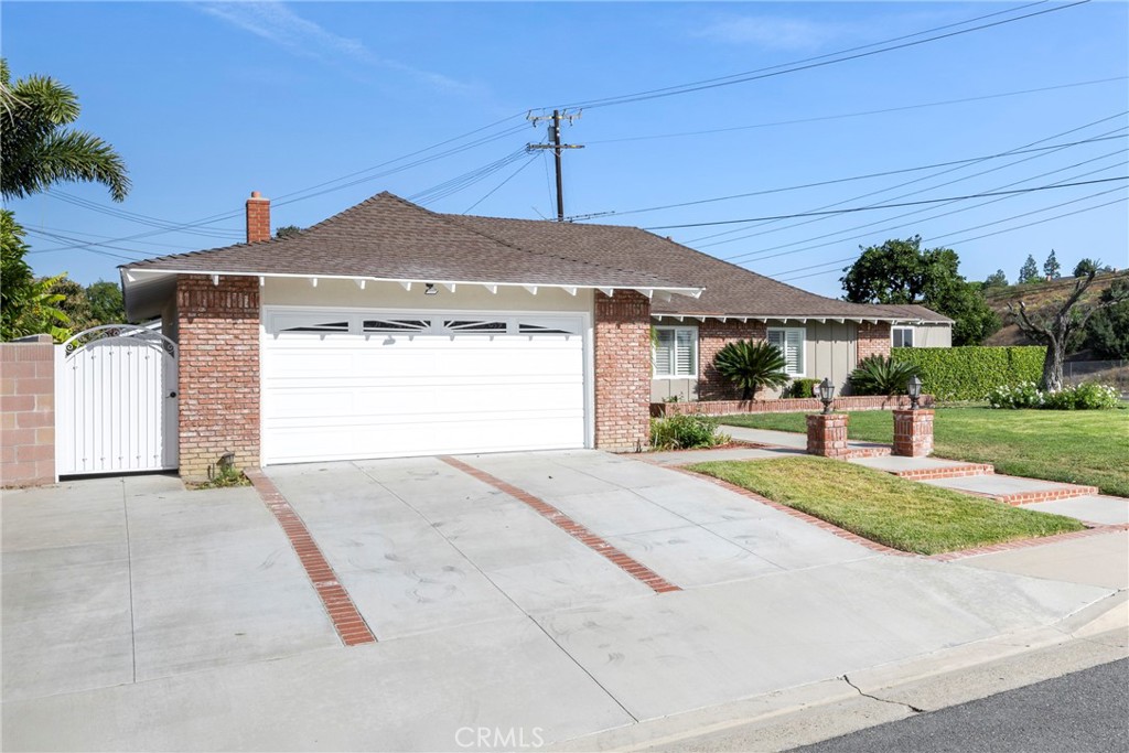 1845 E Sunview Drive