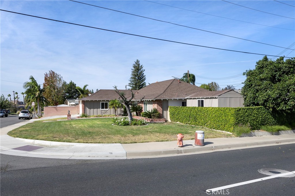 1845 E Sunview Drive