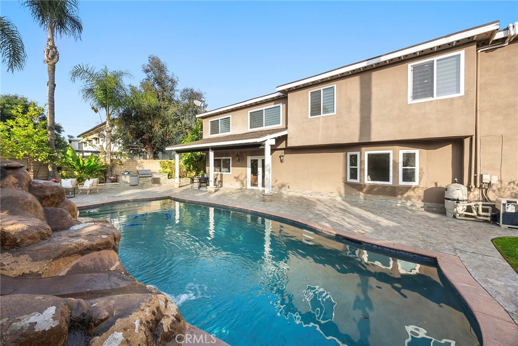 3917 Nieto Place