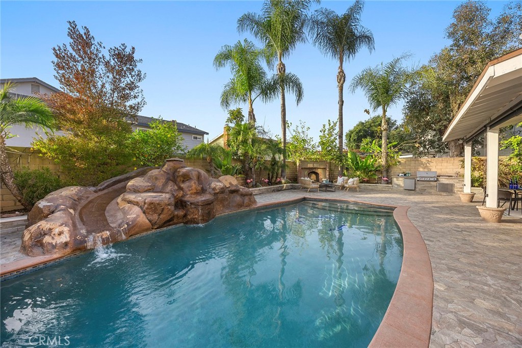 3917 Nieto Place
