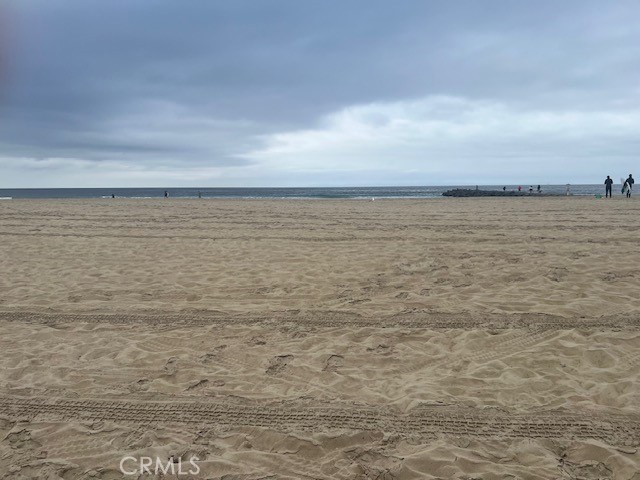 2710 W Oceanfront