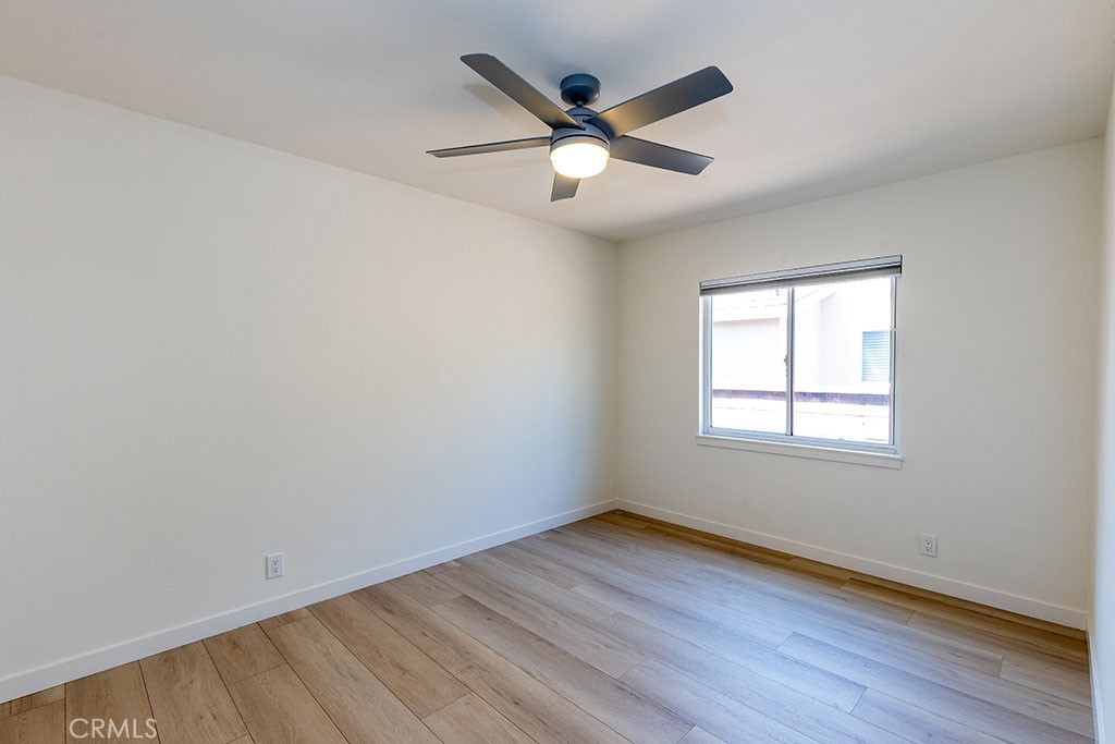 1537 E Brookdale Place