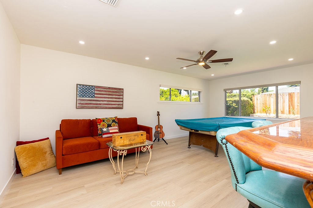 1537 E Brookdale Place