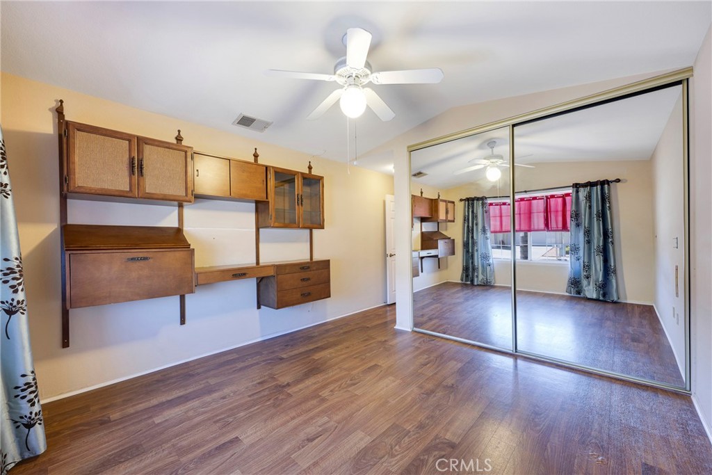 28285 Calle Lustrosos