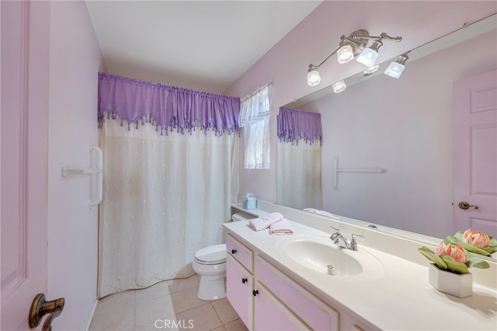 28285 Calle Lustrosos