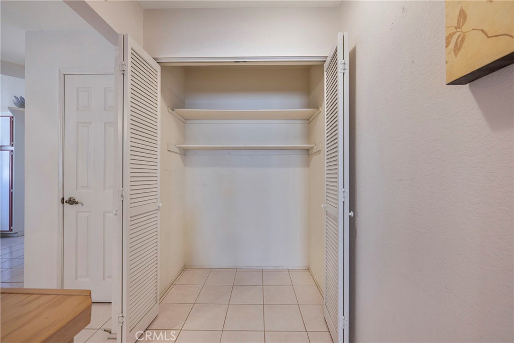 28285 Calle Lustrosos