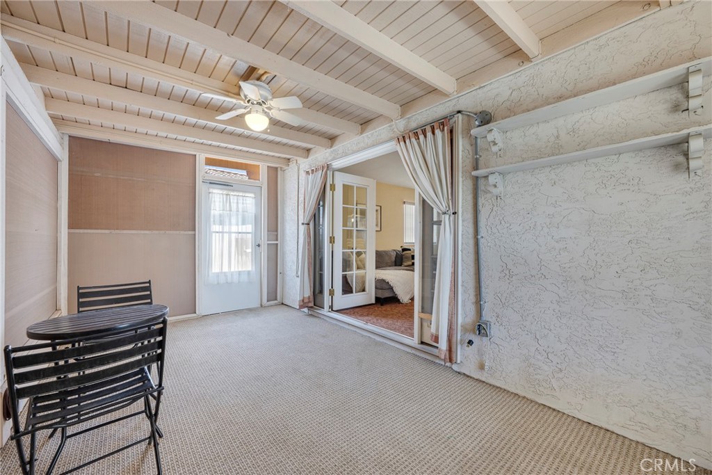 28285 Calle Lustrosos