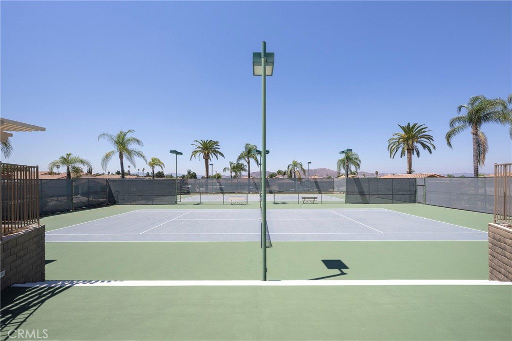 28285 Calle Lustrosos