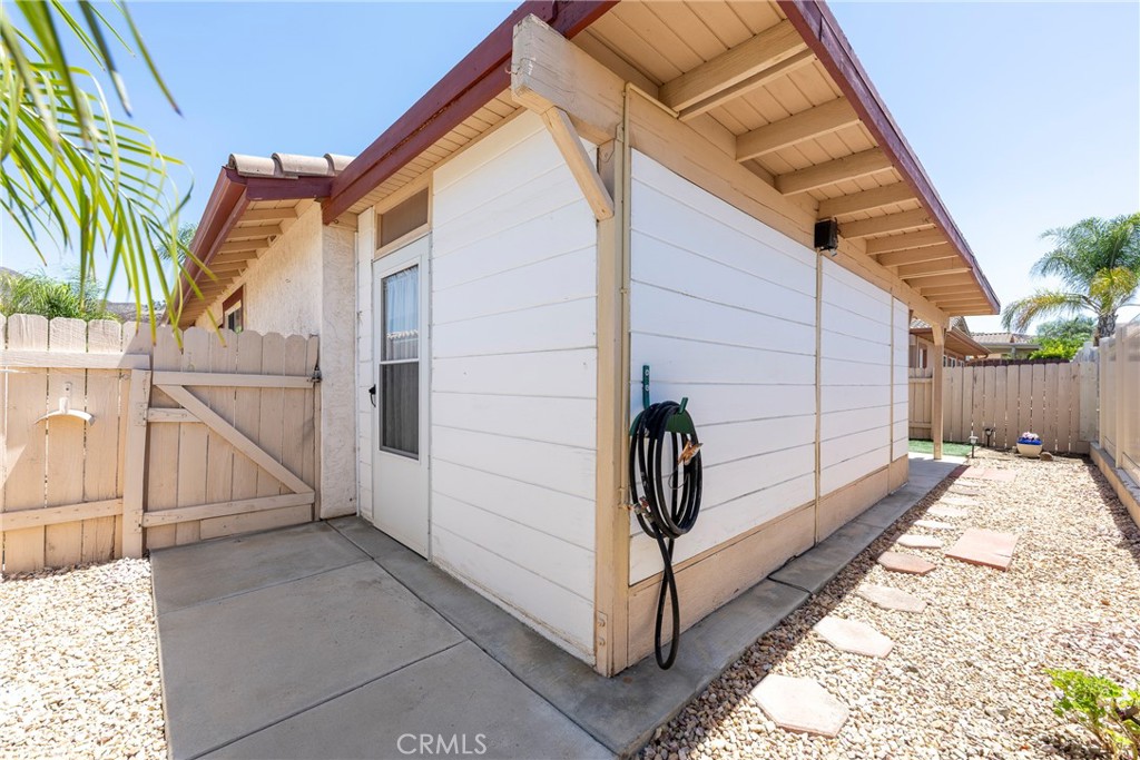 28285 Calle Lustrosos