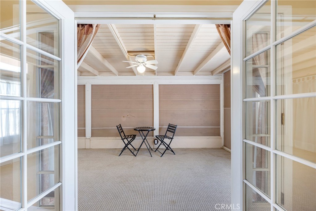 28285 Calle Lustrosos