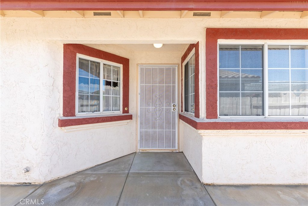 28285 Calle Lustrosos