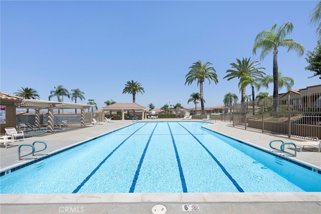 28285 Calle Lustrosos