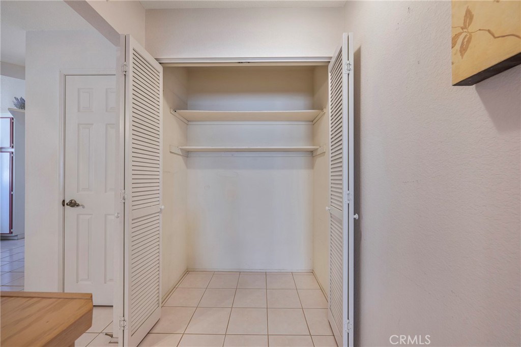 28285 Calle Lustrosos