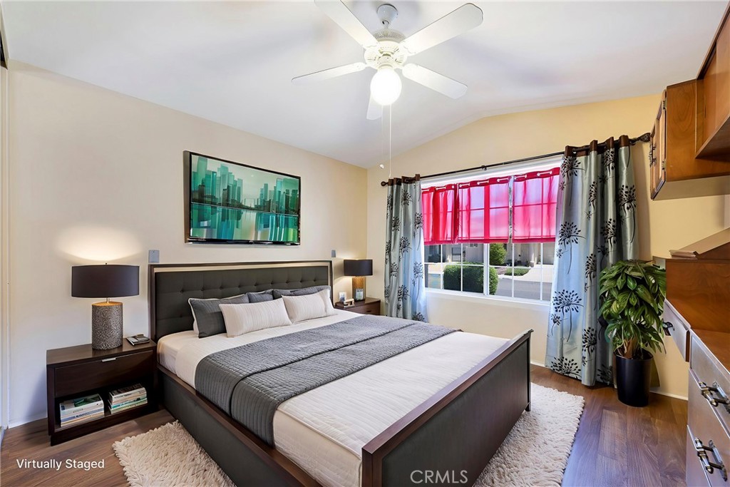 28285 Calle Lustrosos