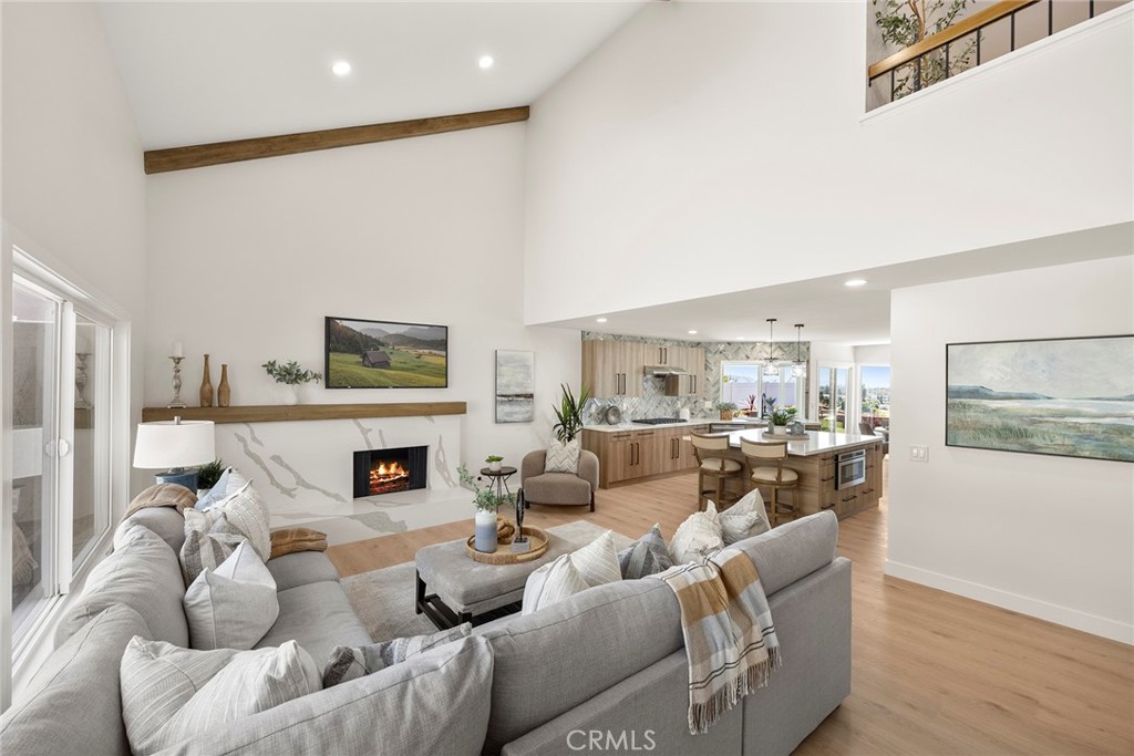 3412 E Longridge Drive