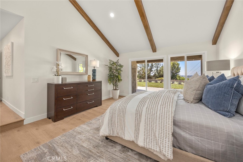 3412 E Longridge Drive