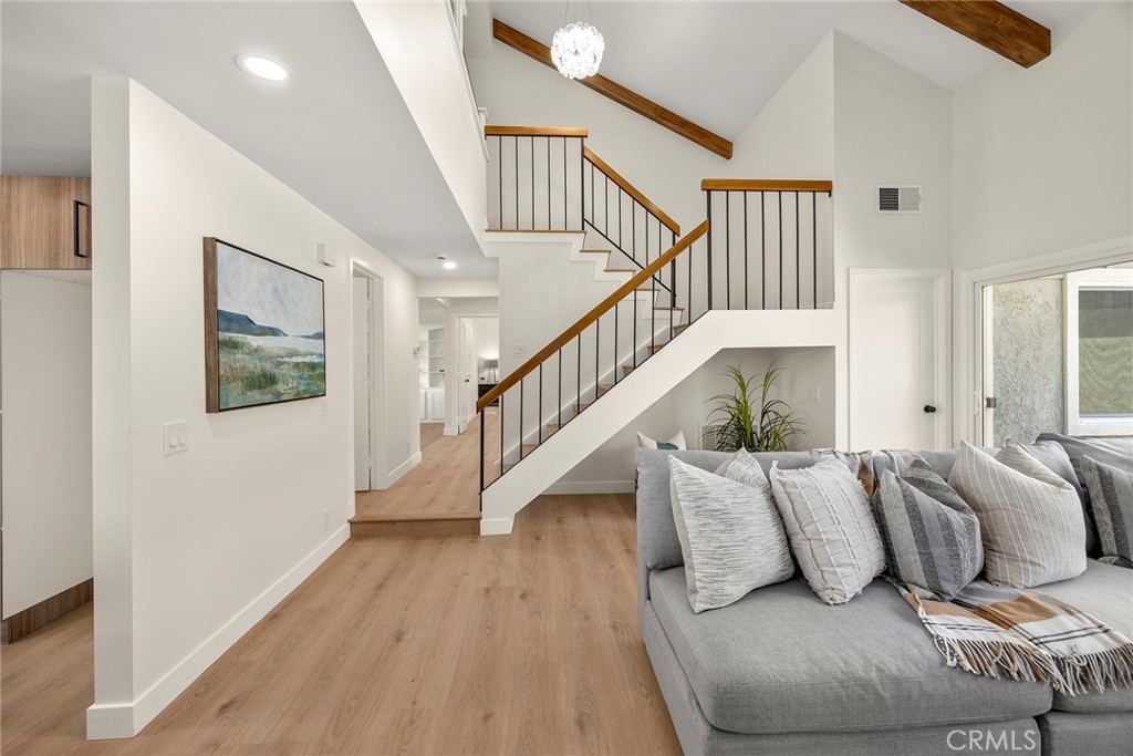 3412 E Longridge Drive